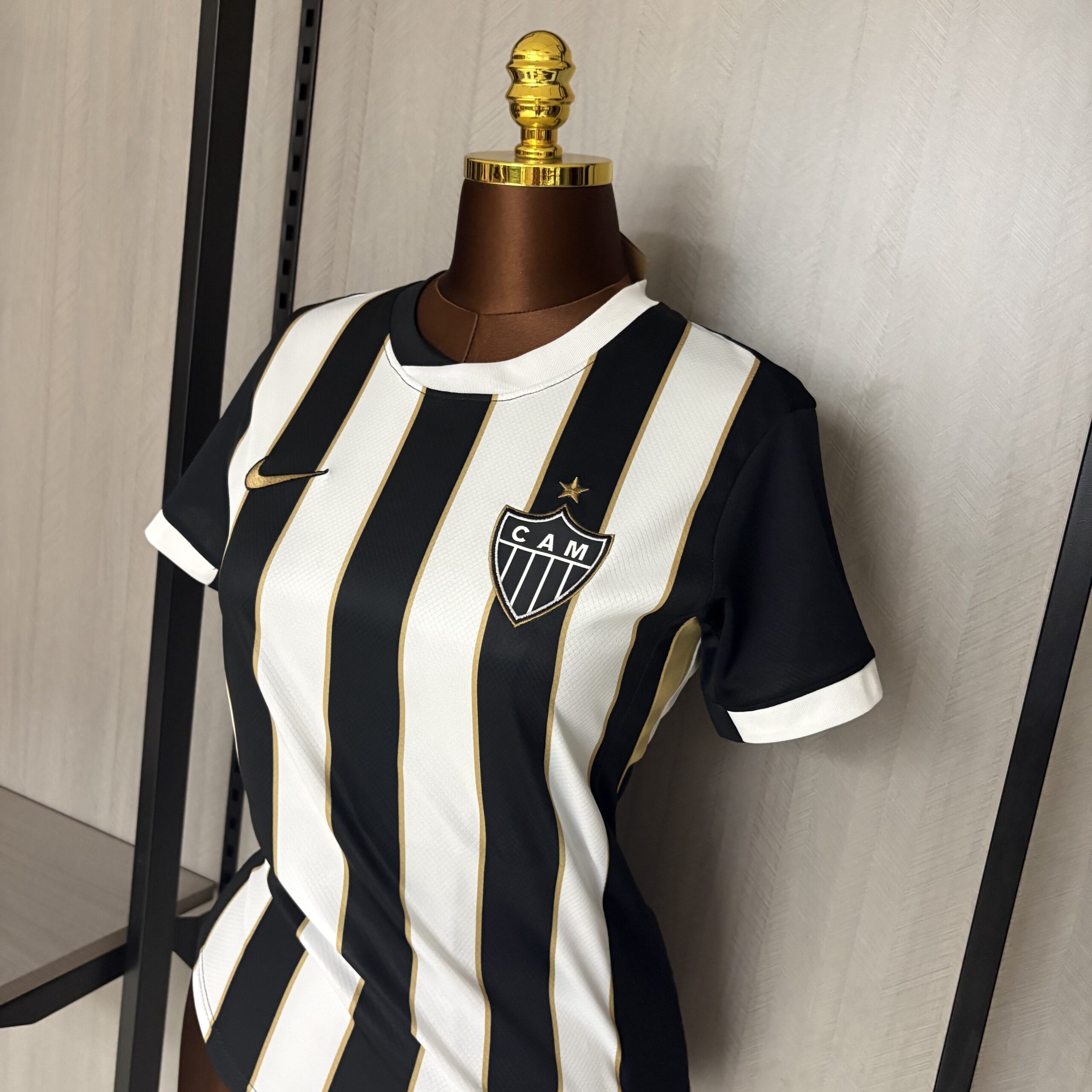 Camisa Feminino Atlético-MG preta e branca 26/27 - Imagem 4